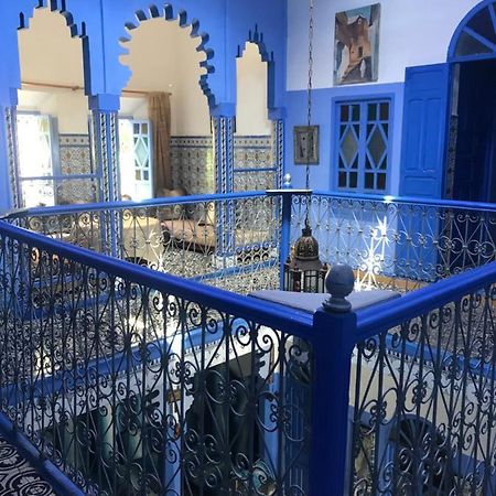 Hotel Ahrazem 舍夫沙万 外观 照片