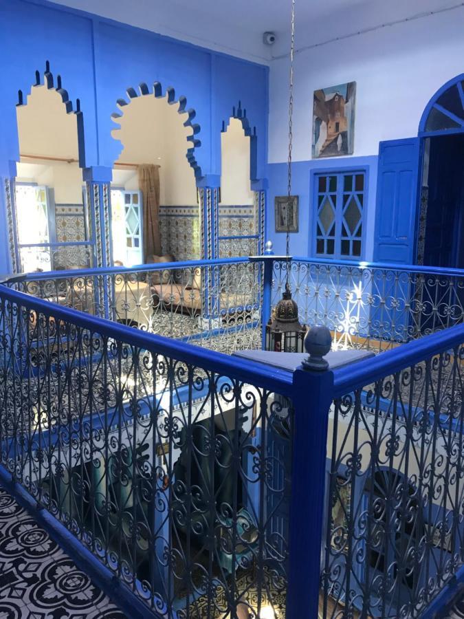 Hotel Ahrazem 舍夫沙万 外观 照片