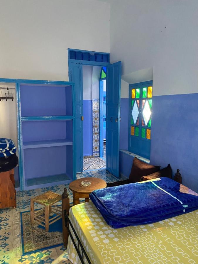 Hotel Ahrazem 舍夫沙万 外观 照片