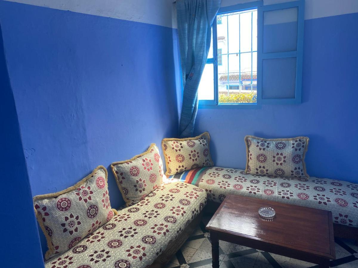 Hotel Ahrazem 舍夫沙万 外观 照片