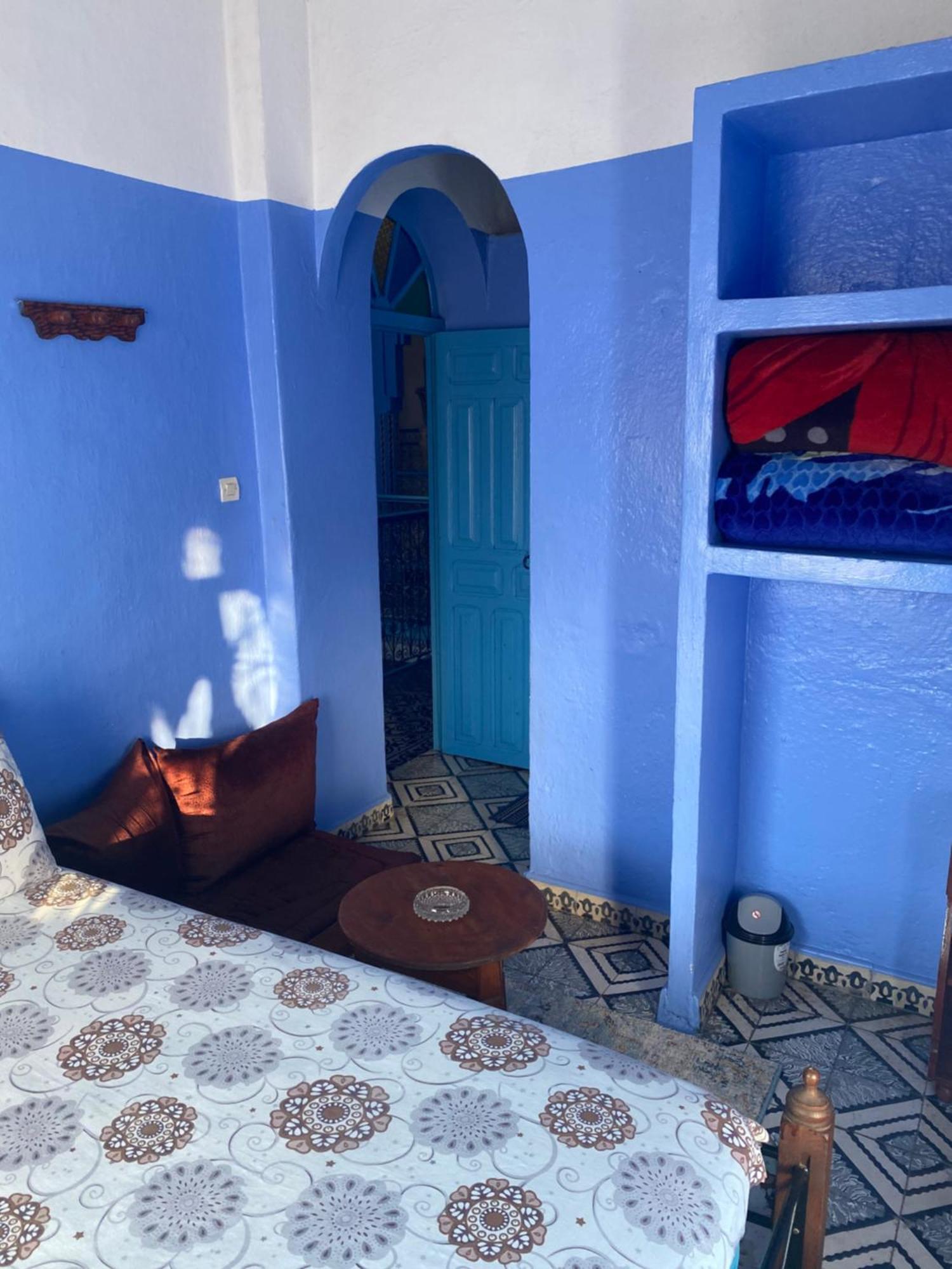 Hotel Ahrazem 舍夫沙万 外观 照片